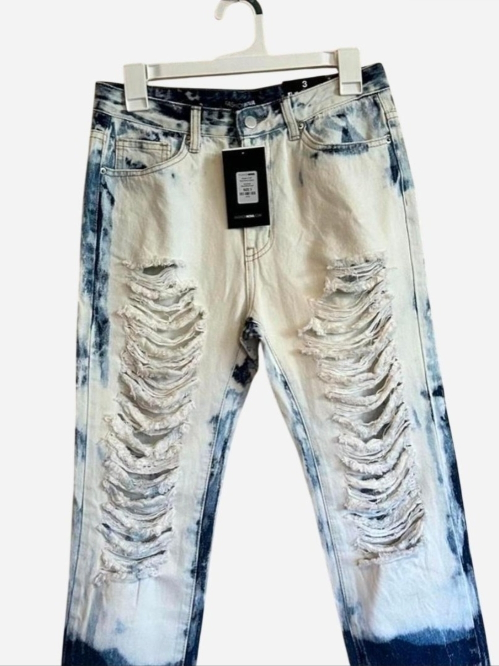 0Fashion Nova Womans Break IT Off jeans Blue & White Distressed